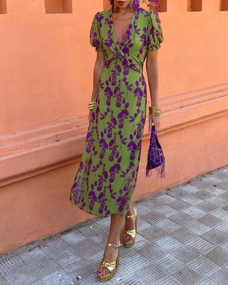 Elegant deep V puff sleeve trapeze dress with leaf print