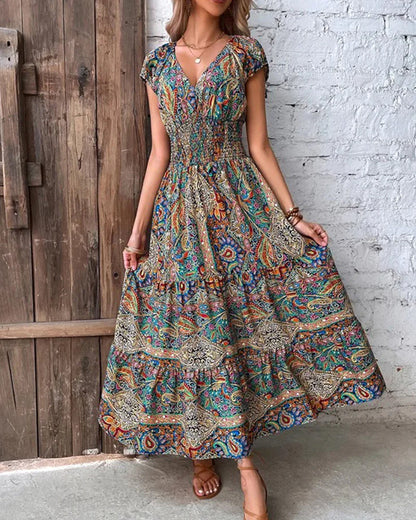 Elegante vestido con estampado vintage