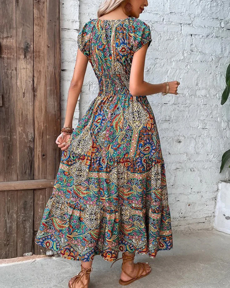 Elegante vestido con estampado vintage