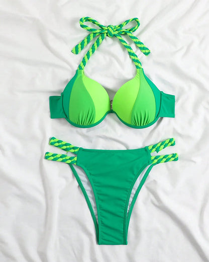 Conjunto de bikini con tirantes y bloques de color