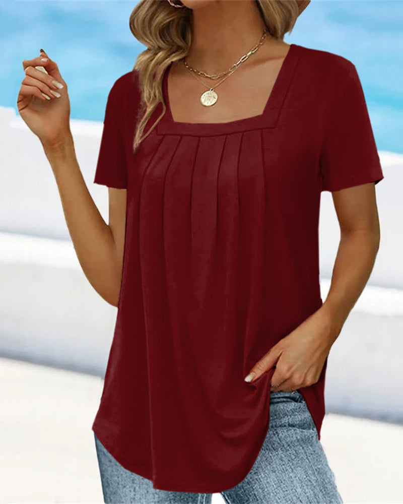 Solid color short sleeve t-shirt with square neckline