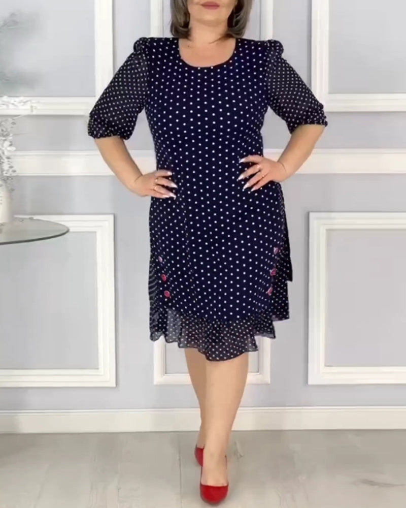 Elegantes Kleid mit halben Ärmeln und Polka Dot-Print