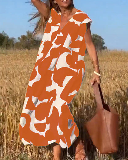 Vestido con estampado y escote en V